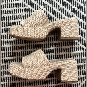 Steve Madden Woven Women's Mules | Open Toe Platform Sandal | Size 8 | Like New